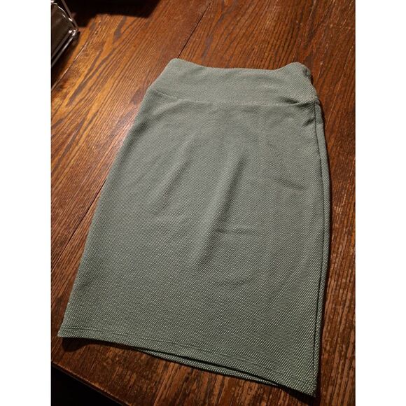 Women’s XS LuLaRoe Green White Polka Dot Pencil Skirt Stretch Polyester Spandex - Picture 2 of 2